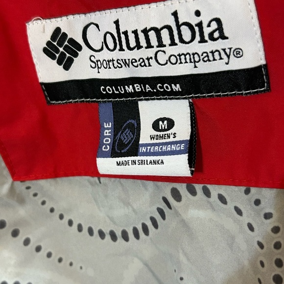 3 In 1 Columbia Red and White Hooded Jacket - Picture 10 of 16